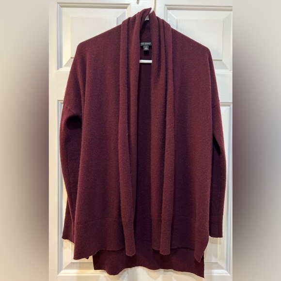 Ann Taylor 100% Cashmere Cardigan Sweater Sz XS Oversized Deep Wine Mature - Picture 1 of 6